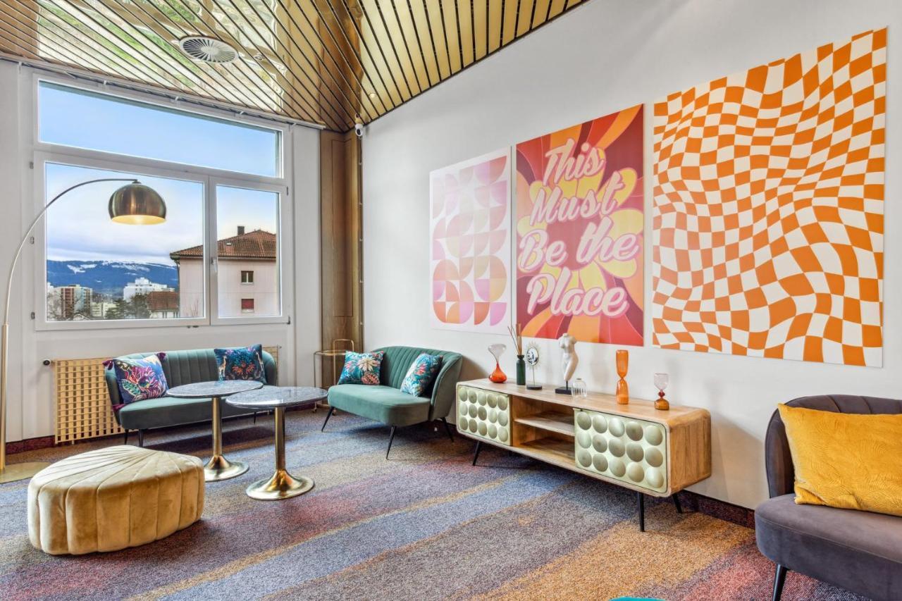 Becozy Au Parc Retro Edition Self-Check-In Rooms & Studios Freiburg im Üechtland Exterior foto